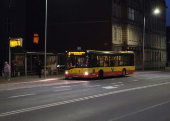 Więcej autobusów do Boguszowa