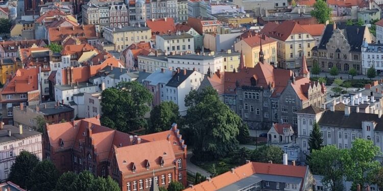 Wałbrzych: radni zdecydują dziś o podwyżkach podatku od nieruchomości