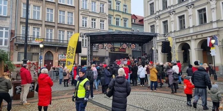 Jarmark Świąteczny 2024 na Wałbrzyskim Rynku