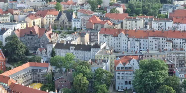 Wałbrzych: podróż przez historię, kulturę i piękno natury