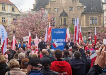 Prezydent Wałbrzycha Roman Szełemej i Rafał Trzaskowski
